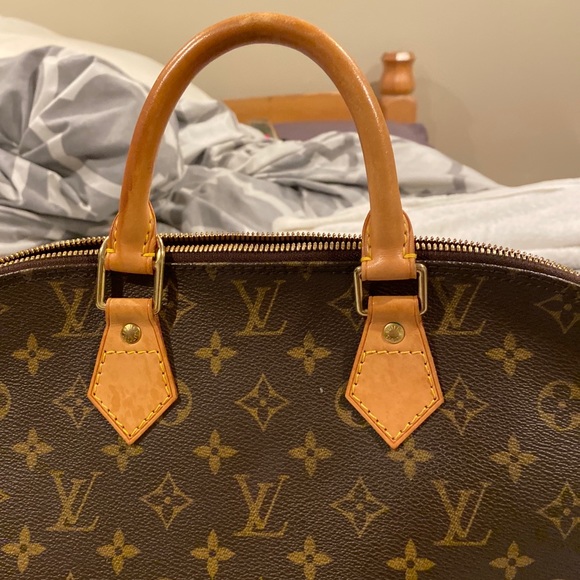 Authentic LOUIS VUITTON Monogram Alma - Picture 7 of 7